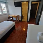Guest house Airport Gal Olivais Conforto, Terraco E Localizacao Premium Nos Olivais Lisbon